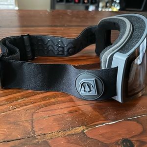 Glade Adapt Ski Goggles